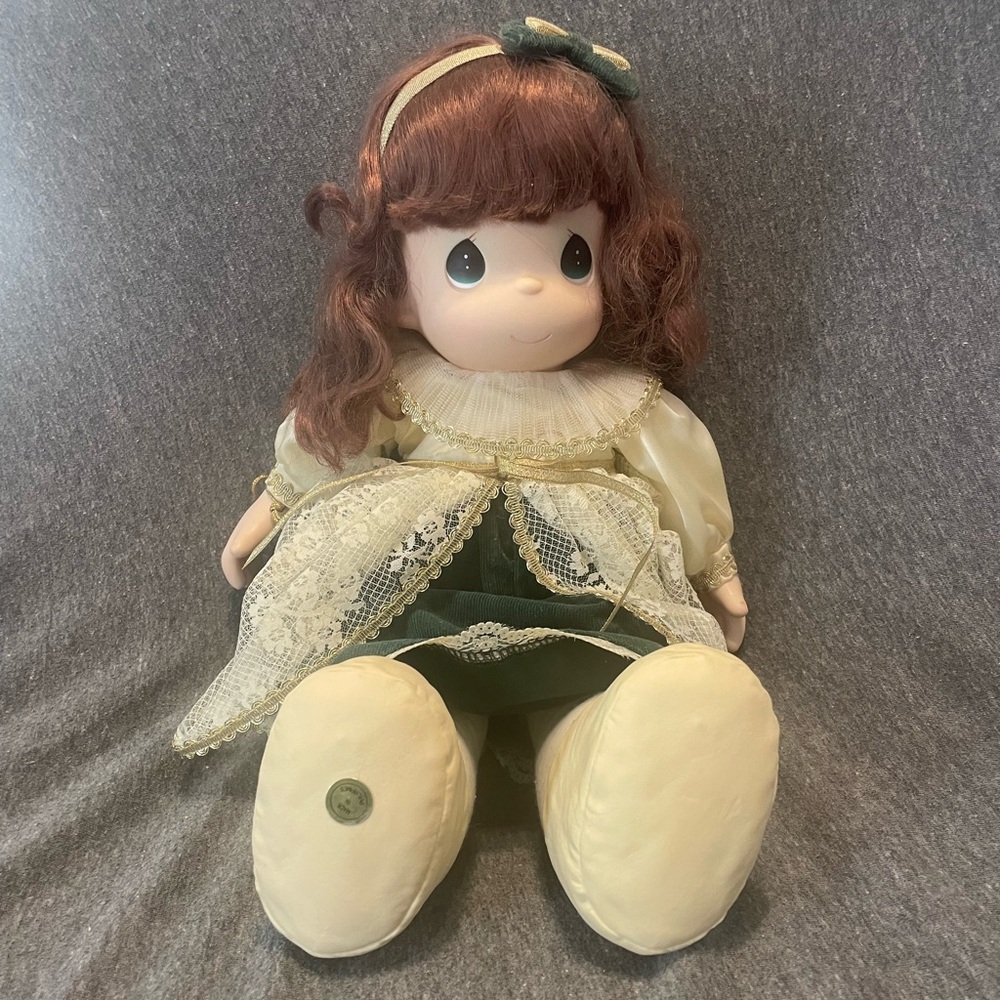 Precious Moments Kathrine 1997 Doll